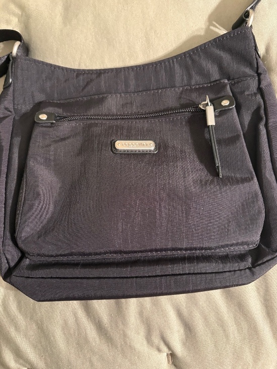 Baggallini Handbags - Baggallini Crossbody